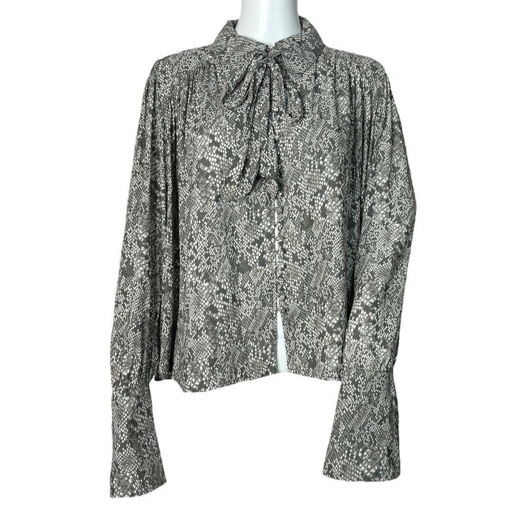 Free People Shirt Womens Small Gray Snake Skin Print Kennedy Blouse Edgy Grunge